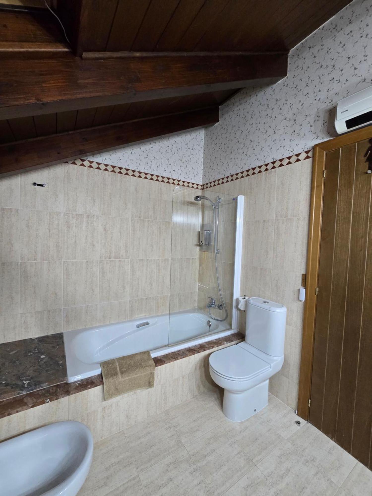 Un Encanto De Duplex Jaca Exterior photo